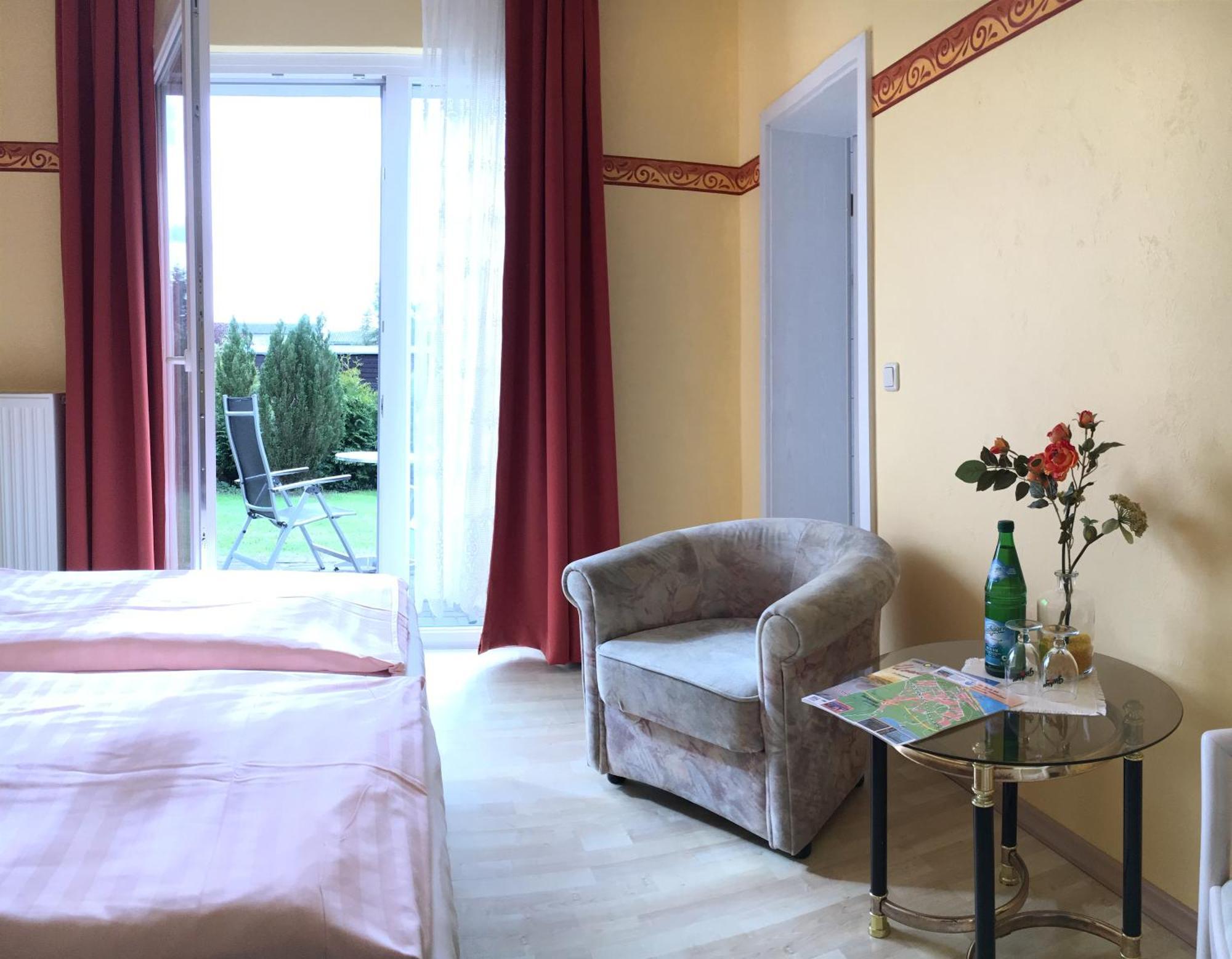 Kastanienhof Hotel Garni زينوويتز المظهر الخارجي الصورة