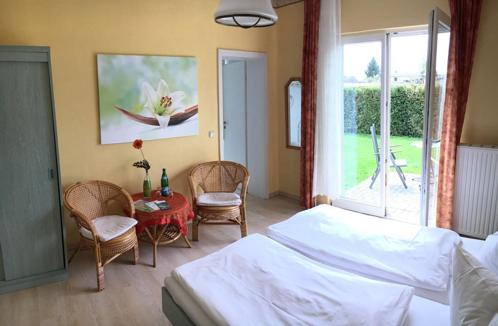 Kastanienhof Hotel Garni زينوويتز المظهر الخارجي الصورة