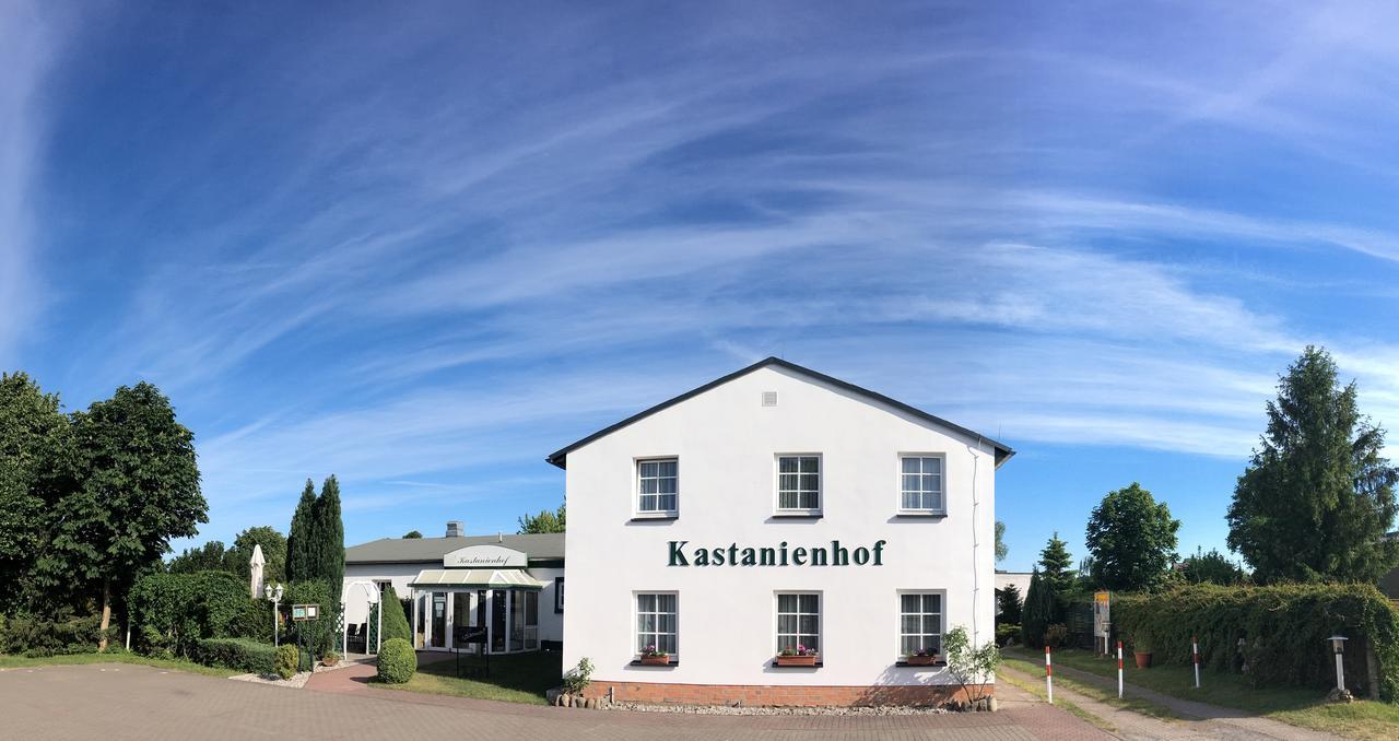 Kastanienhof Hotel Garni زينوويتز المظهر الخارجي الصورة